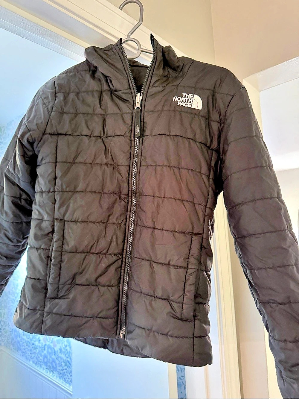The North Face Reversible Perrito Hooded Jacket Boys Medium Black